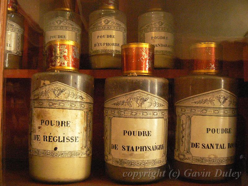 Apothecary, Hôtel-Dieu P1130790.JPG